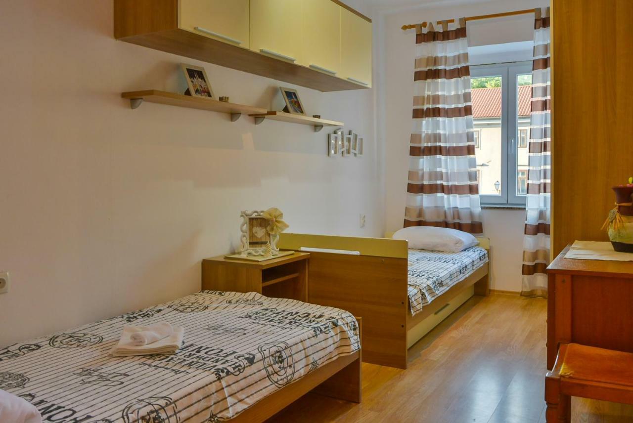 Apartman Pio 塞尼 外观 照片