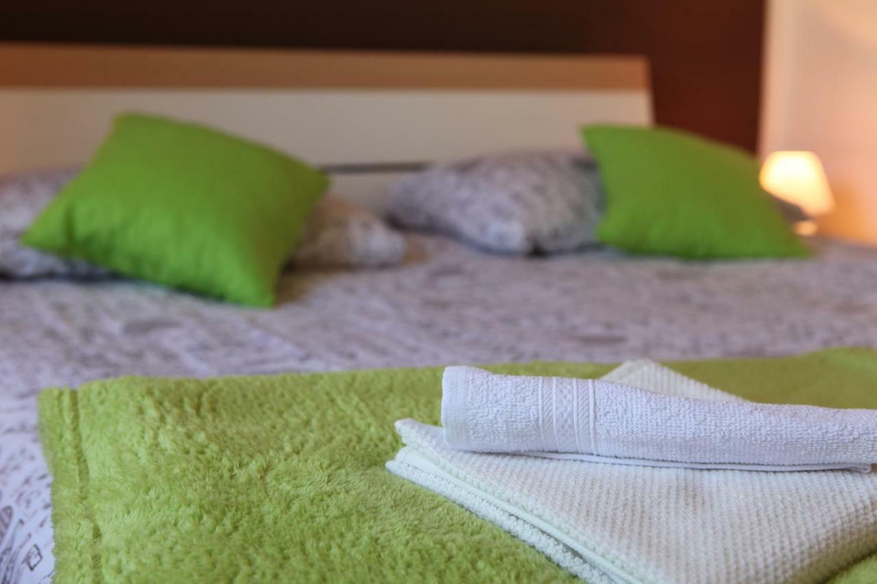 Apartman Pio 塞尼 外观 照片