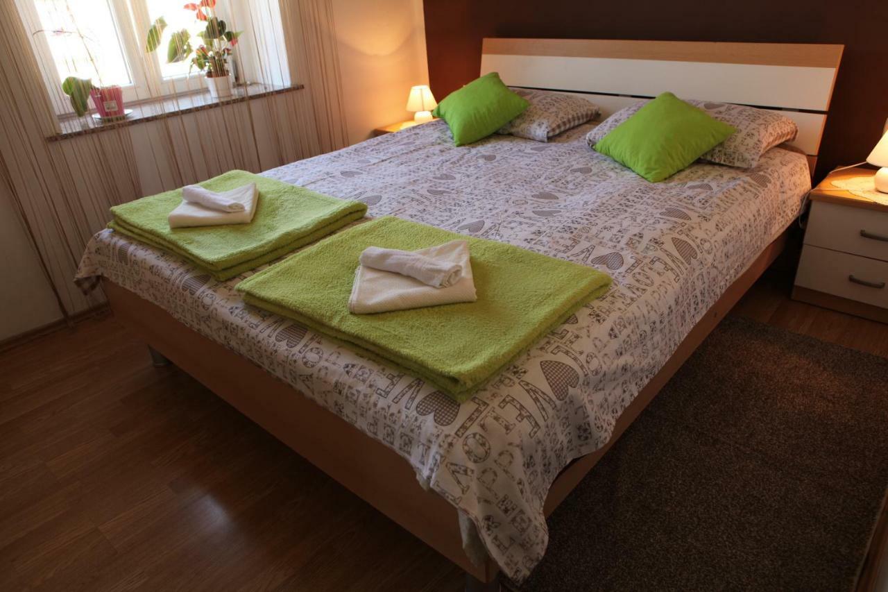 Apartman Pio 塞尼 外观 照片